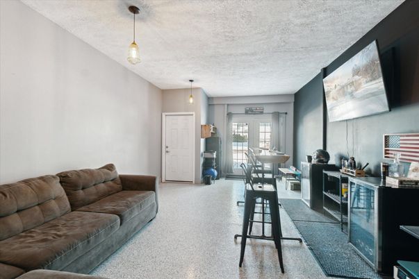 Interior, Living room, Pendant Lights
