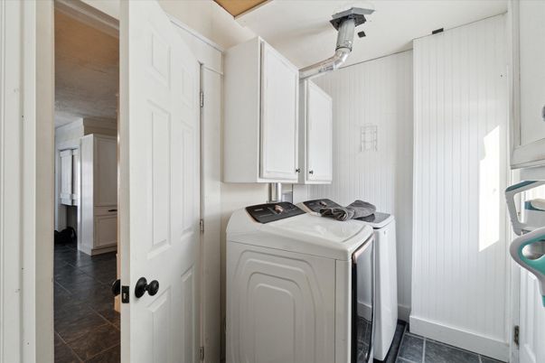 Interior, Washer