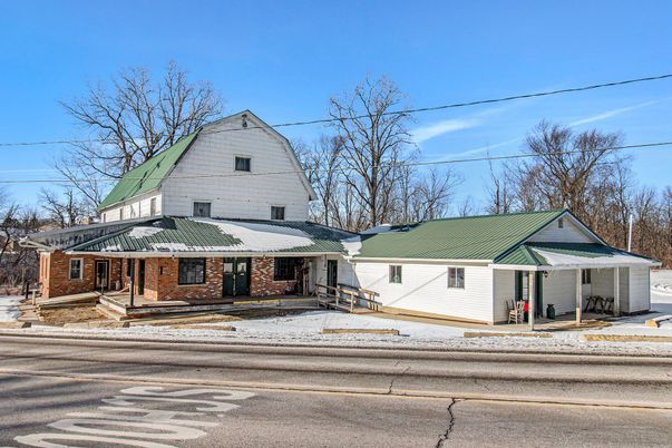 Exterior, Facade, Brick Facade, Farmhouse