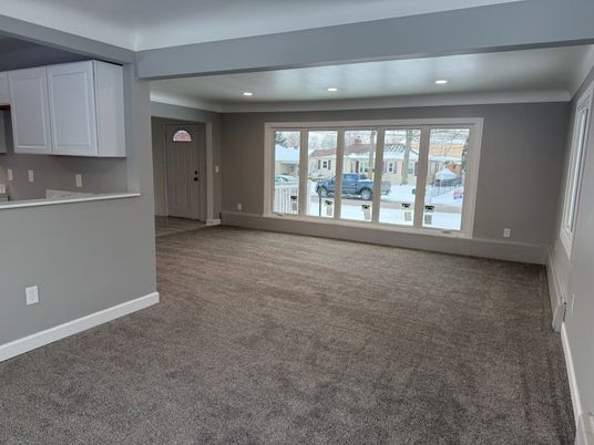 Empty room, Interior, Recessed Lighting