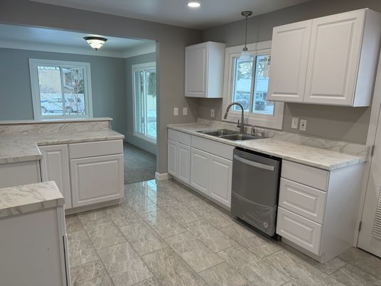 Interior, Kitchen, Pendant Lights, Recessed Lighting, Stainless Steel Appliances