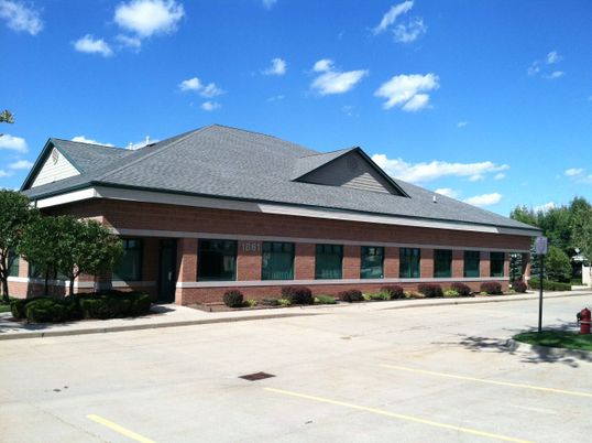 Exterior, Facade, Brick Facade, Ranch