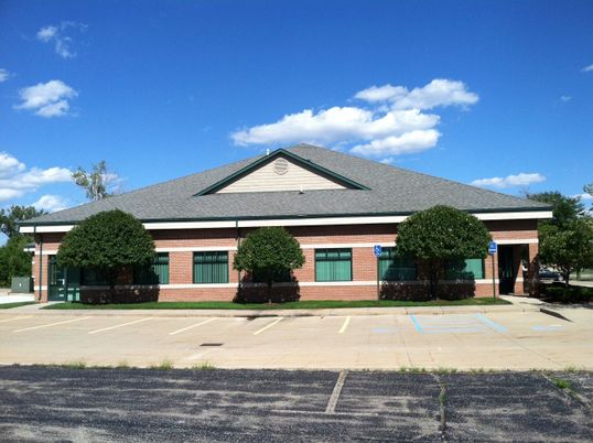 Exterior, Facade, Brick Facade, Ranch
