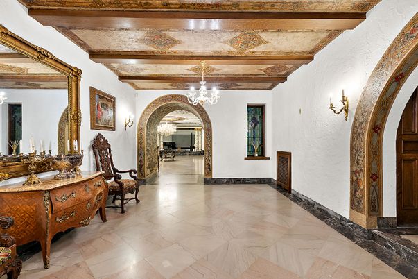 Interior, Wooden Beams