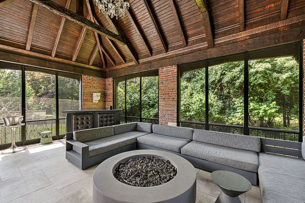 Interior, Living room, Stone Walls, Sun Room, Wooden Beams, Wooden Ceilings