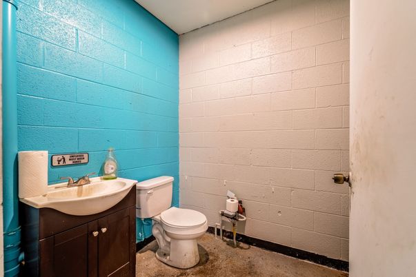 Bathroom, Interior, Stone Walls