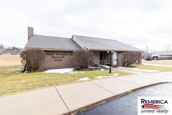 Attached, Backyard, Exterior, Facade, Brick Facade, Ranch