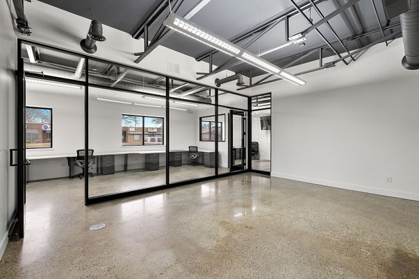 Garage, Interior