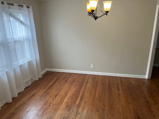 Chandelier, Empty room, Interior, Wood Texture Flooring