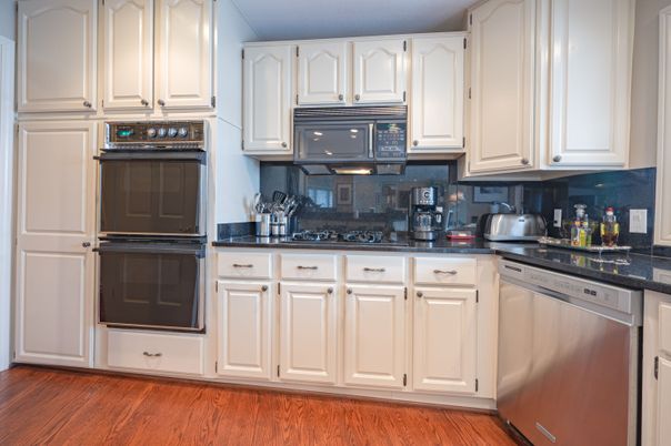 Interior, Kitchen, Stainless Steel Appliances, Wood Texture Flooring
