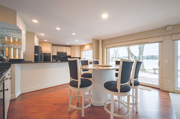 Dining room, Interior, Kitchen, Recessed Lighting, Wood Texture Flooring