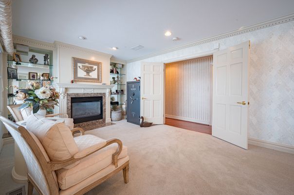 Fireplace, Interior, Recessed Lighting