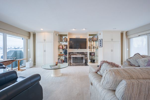 Fireplace, Interior, Living room, Recessed Lighting