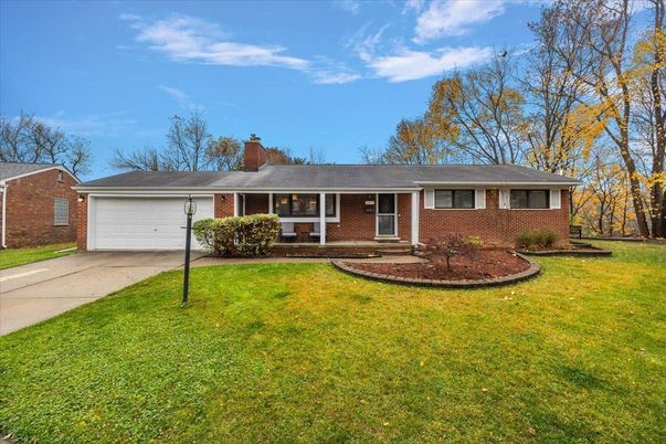 Attached, Exterior, Facade, Brick Facade, Ranch