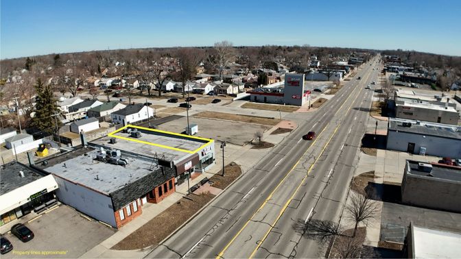 Exterior, Drone