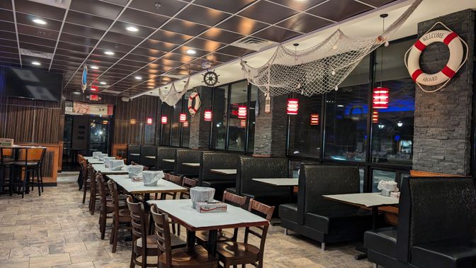 Dining room, Interior, Recessed Lighting