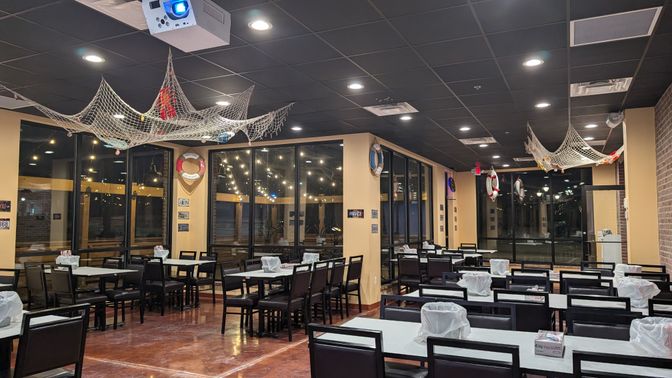 Dining room, Interior, Recessed Lighting