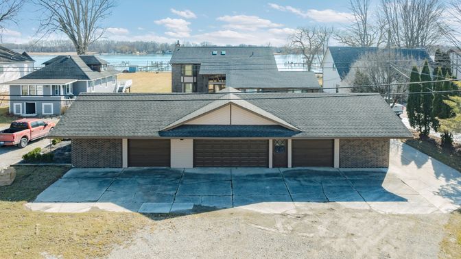 Exterior, Water