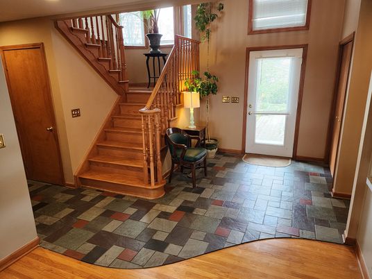 Interior, Recessed Lighting, Wood Texture Flooring