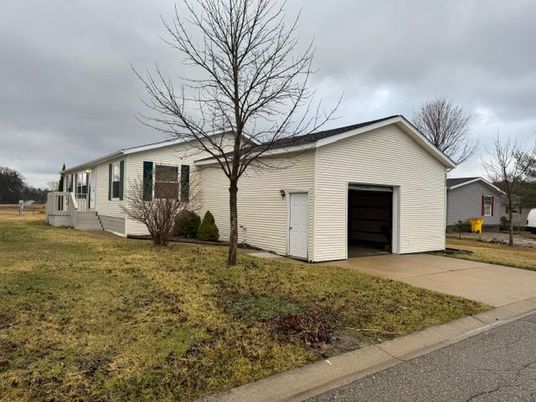 Backyard, Detached Garage, Exterior