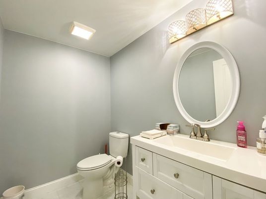 Bathroom, Interior, Recessed Lighting