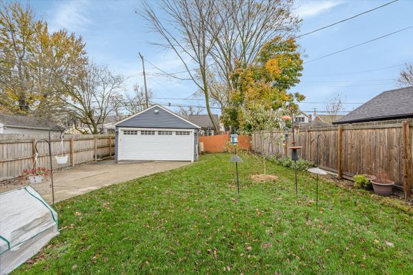 Backyard, Detached Garage, Exterior