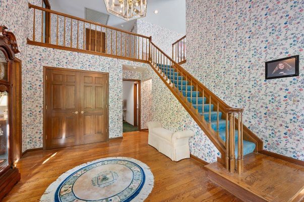 Chandelier, Interior, Recessed Lighting, Wood Texture Flooring