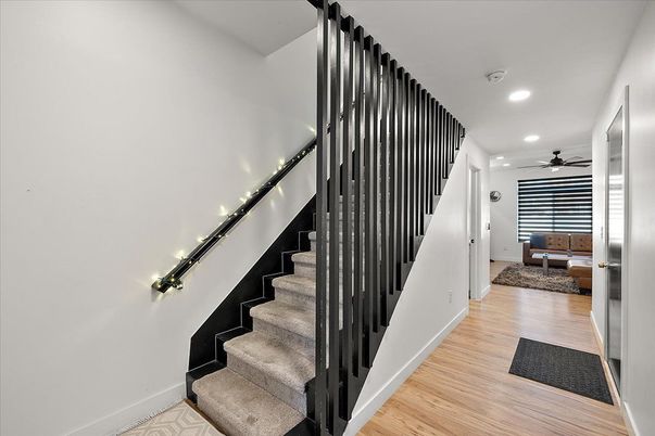Interior, Recessed Lighting, Wood Texture Flooring