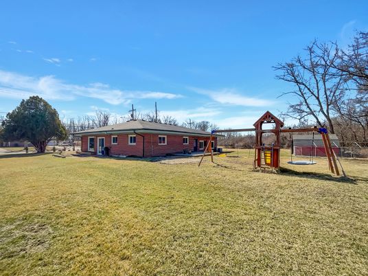 Backyard, Exterior, Playground