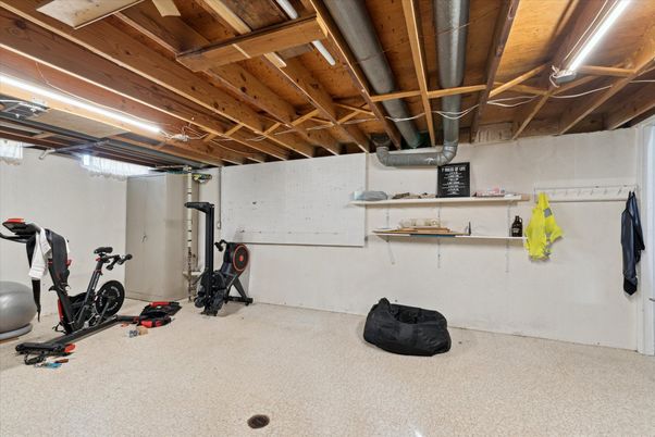 Fitness Equipment, Interior, Wooden Beams, Wooden Ceilings
