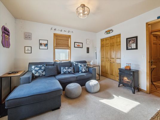 Fireplace, Interior, Living room