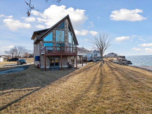 Backyard, Exterior, Lake