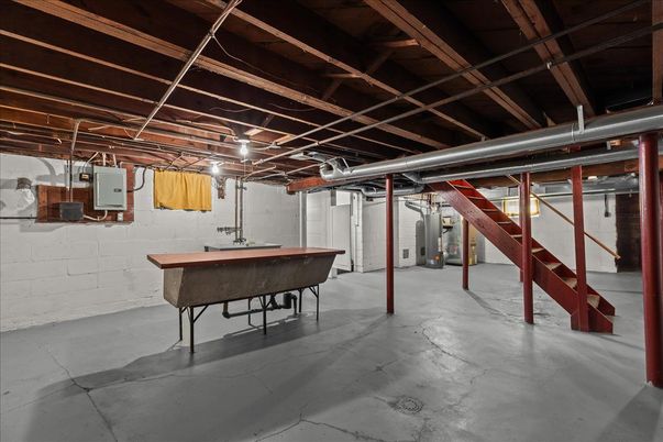Interior, Wooden Beams