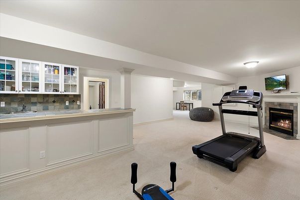 Fireplace, Fitness Equipment, Interior