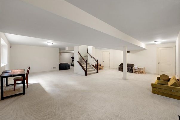 Dining room, Interior