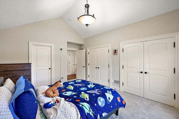 Bedroom, Interior, Pendant Lights