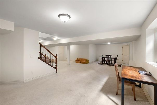 Dining room, Interior