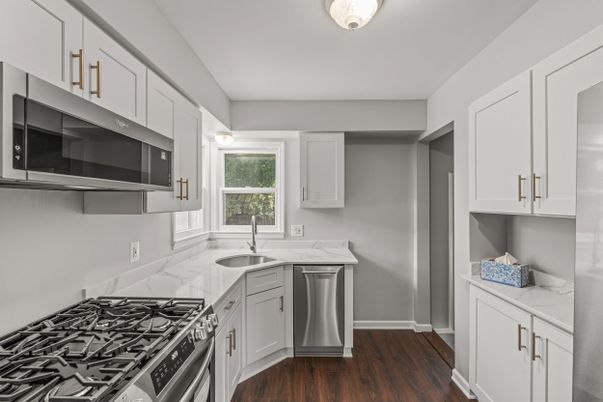 Interior, Kitchen, Stainless Steel Appliances, Wood Texture Flooring