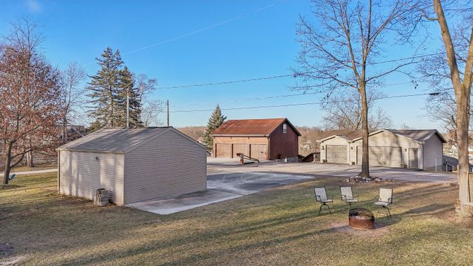 Backyard, Detached Garage, Exterior