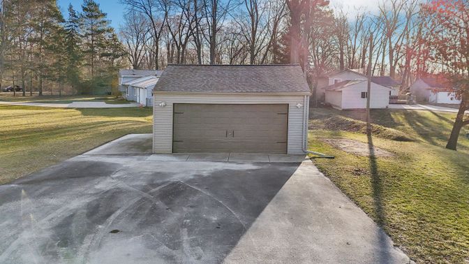 Backyard, Detached Garage, Exterior