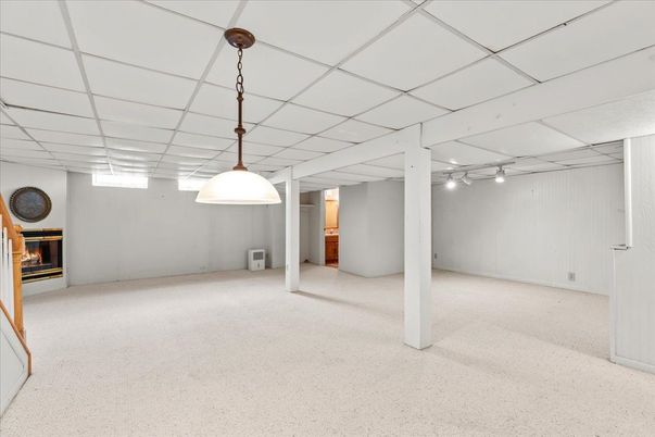 Empty room, Fireplace, Interior, Pendant Lights