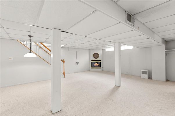 Empty room, Fireplace, Interior, Pendant Lights