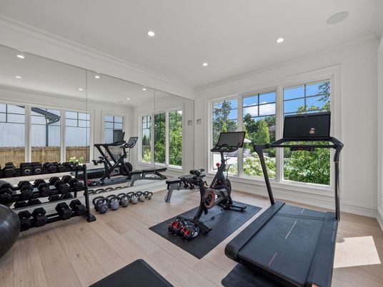 Fitness Equipment, Interior, Recessed Lighting, Wood Texture Flooring