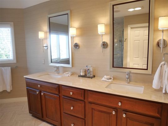 Bathroom, Dual Sink Vanities, Interior