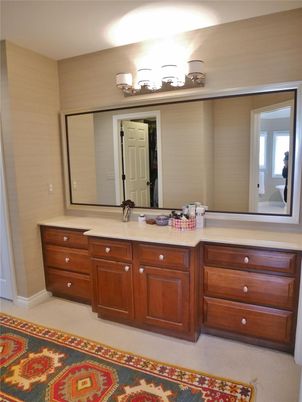 Bathroom, Dual Sink Vanities, Interior