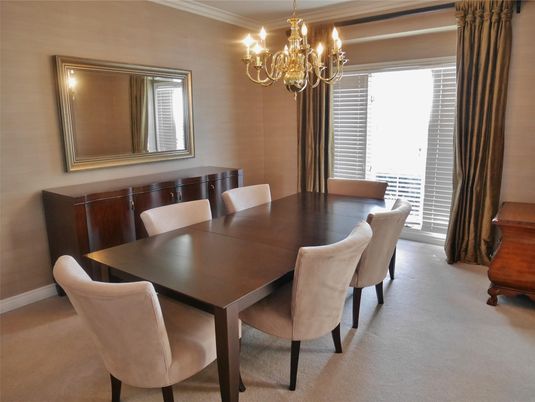 Chandelier, Dining room, Interior