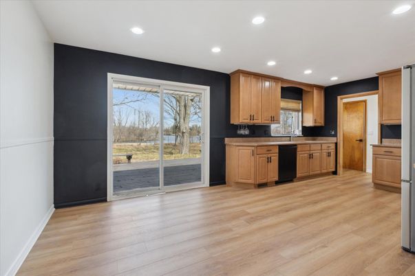 Interior, Kitchen, Recessed Lighting, Wood Texture Flooring