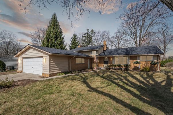Attached, Backyard, Detached Garage, Exterior, Facade, Brick Facade, Ranch