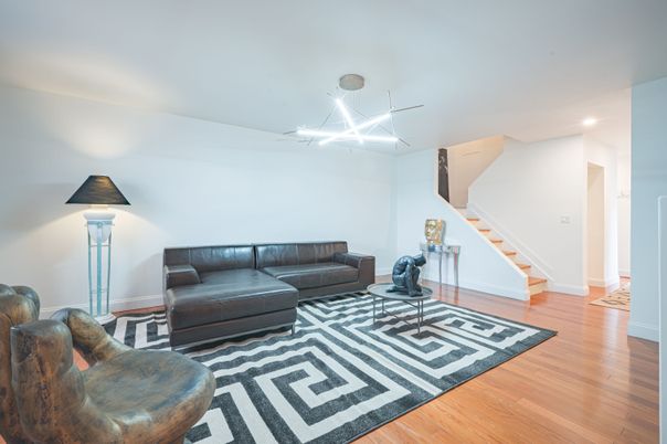 DE Listing image placeholder