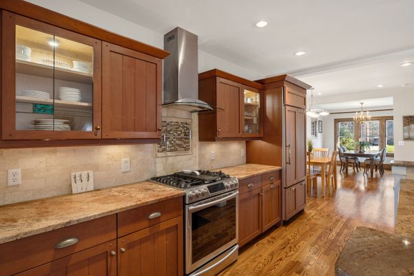 Chandelier, Dining room, Interior, Kitchen, Recessed Lighting, Stainless Steel Appliances, Wood Texture Flooring